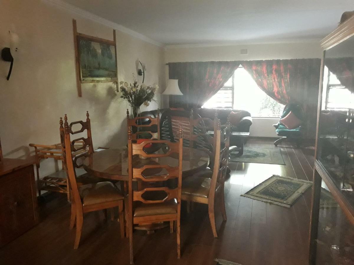 Overmeer Worcester Esterno foto
